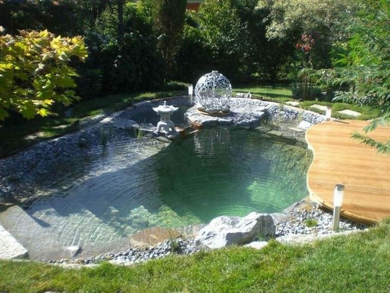 terrassement construction piscine naturelle