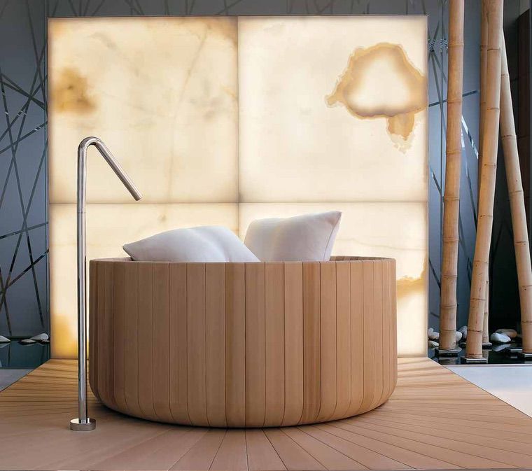 petite baignoire japonaise en bois