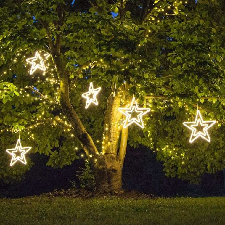 déco d'arbre avec lumières LED