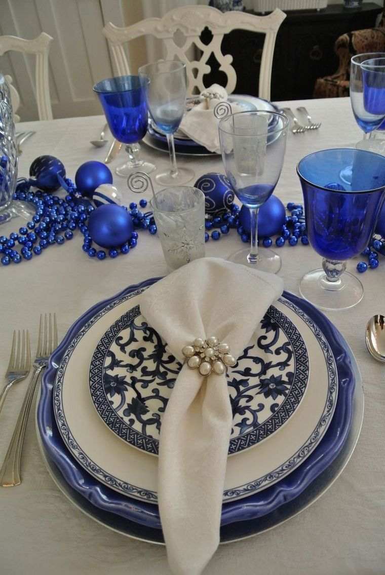 table de noel bleu et argent luxe