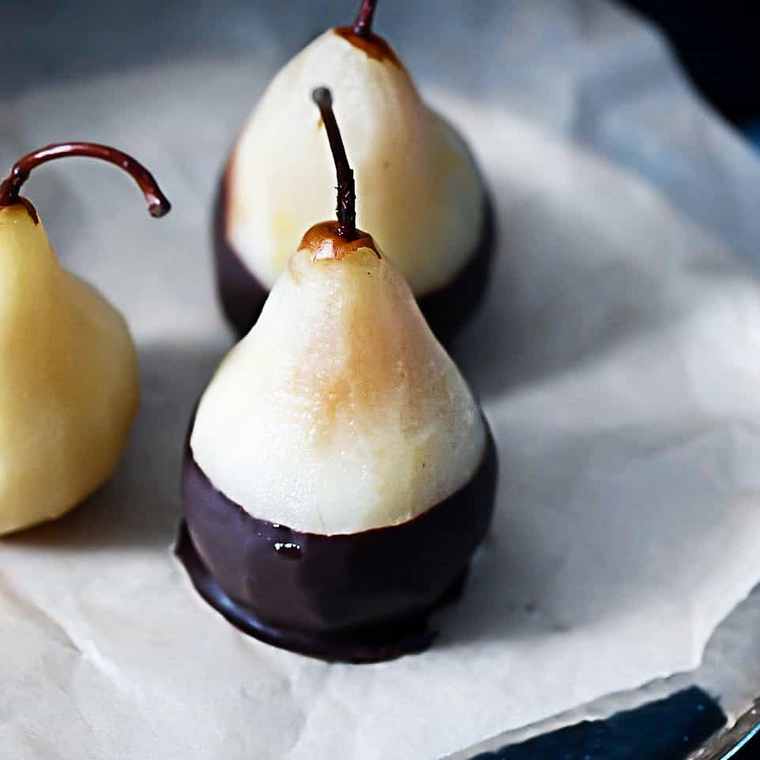 pear dark chocolate dessert