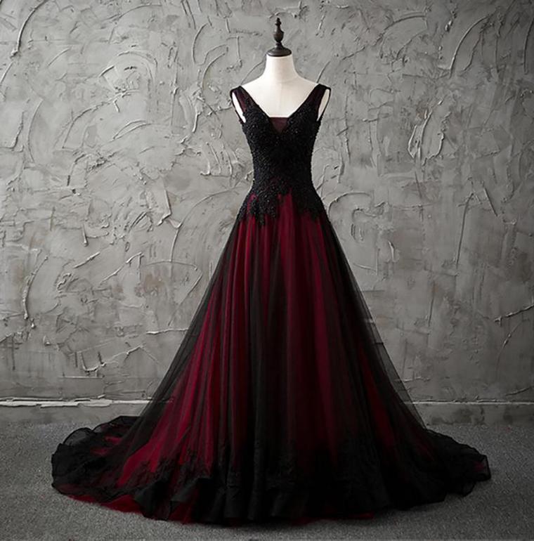 very elegant black red dress