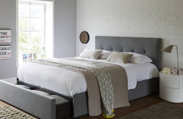 petite chambre à coucher design avec lit