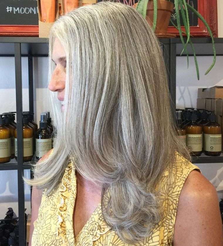 idée coiffure pour cheveux gris