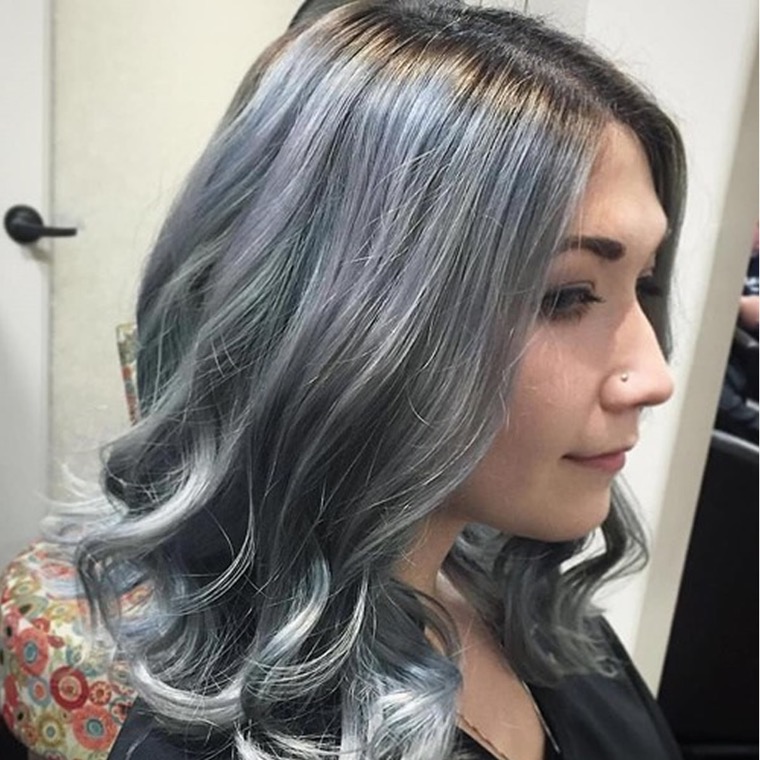 couleur grise cheveux femme
