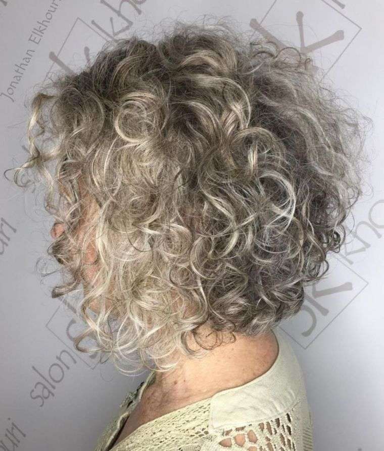 idée coiffure femme 50 ans 