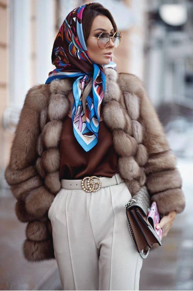 tendance mode printemps-été 2021 : foulard