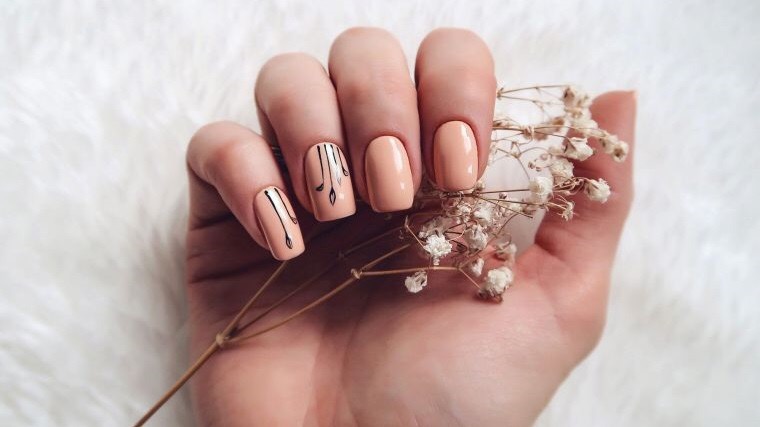 forme des ongles carree photos