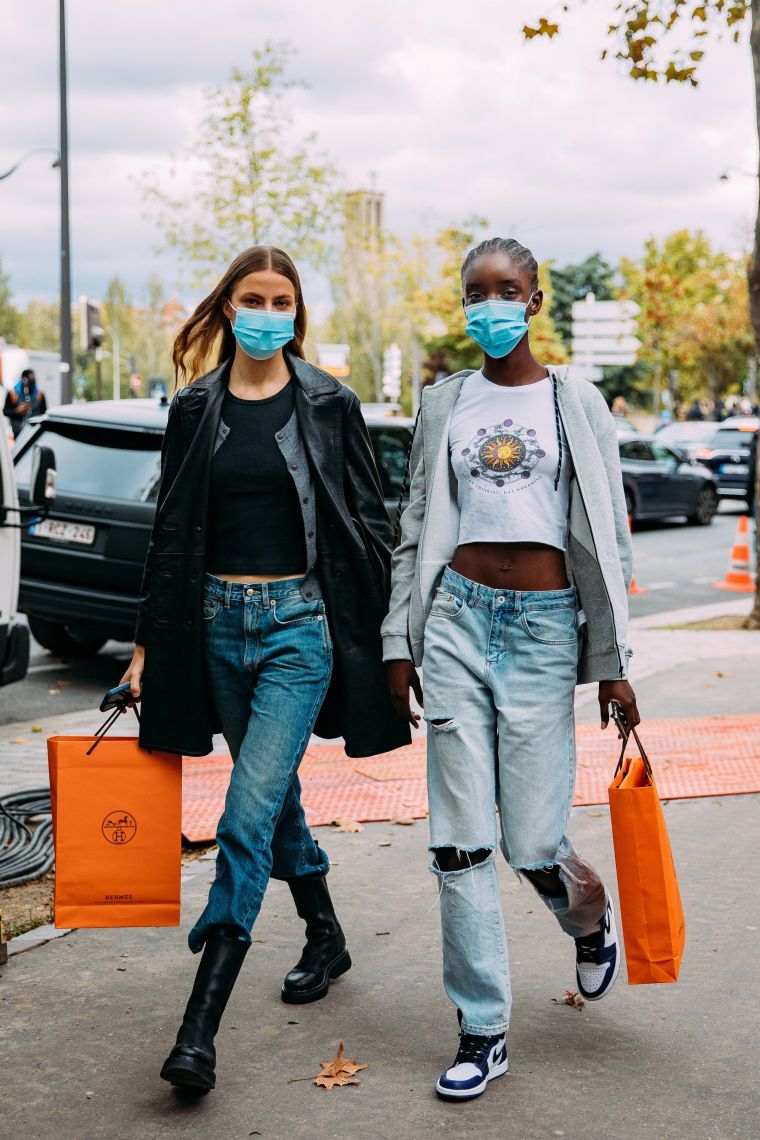 jeans tendance femme printemps 2021 à porter
