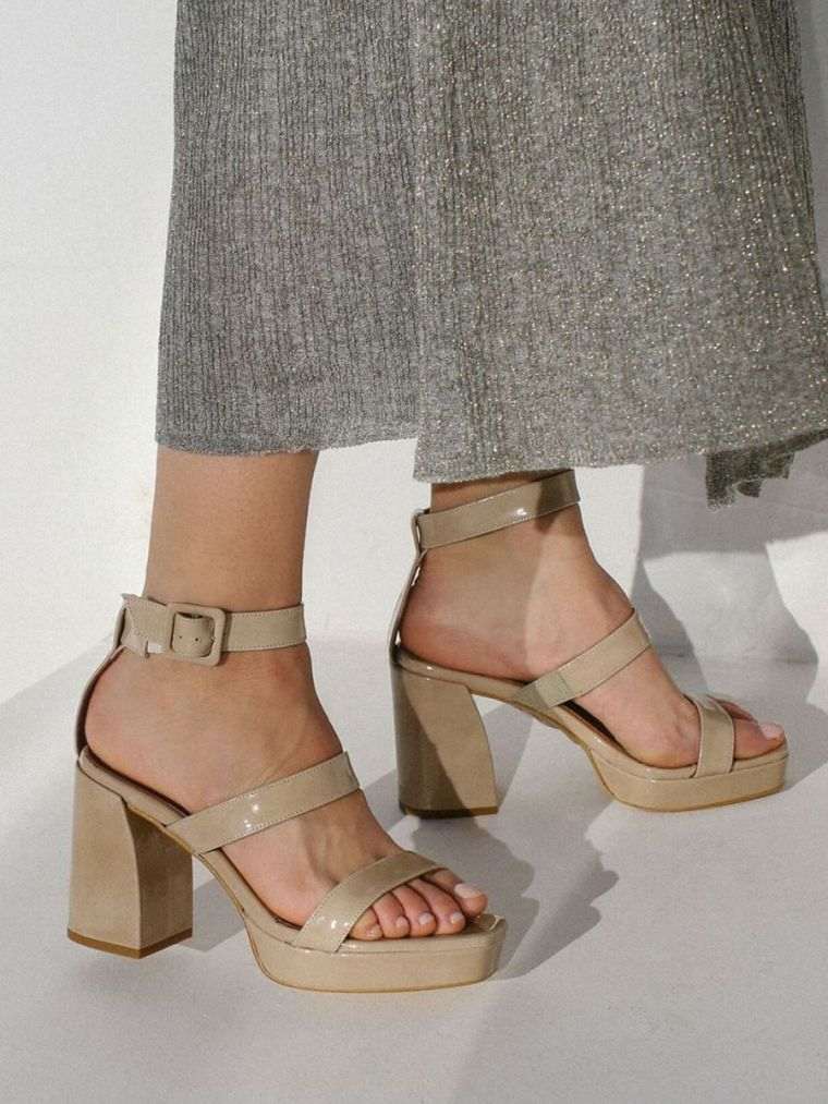 sandales d'été femme modernes