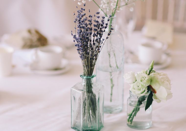 centre de table mariage avec fleurs 