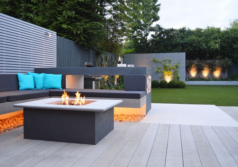 salon de jardin avec cheminée contemporaine 