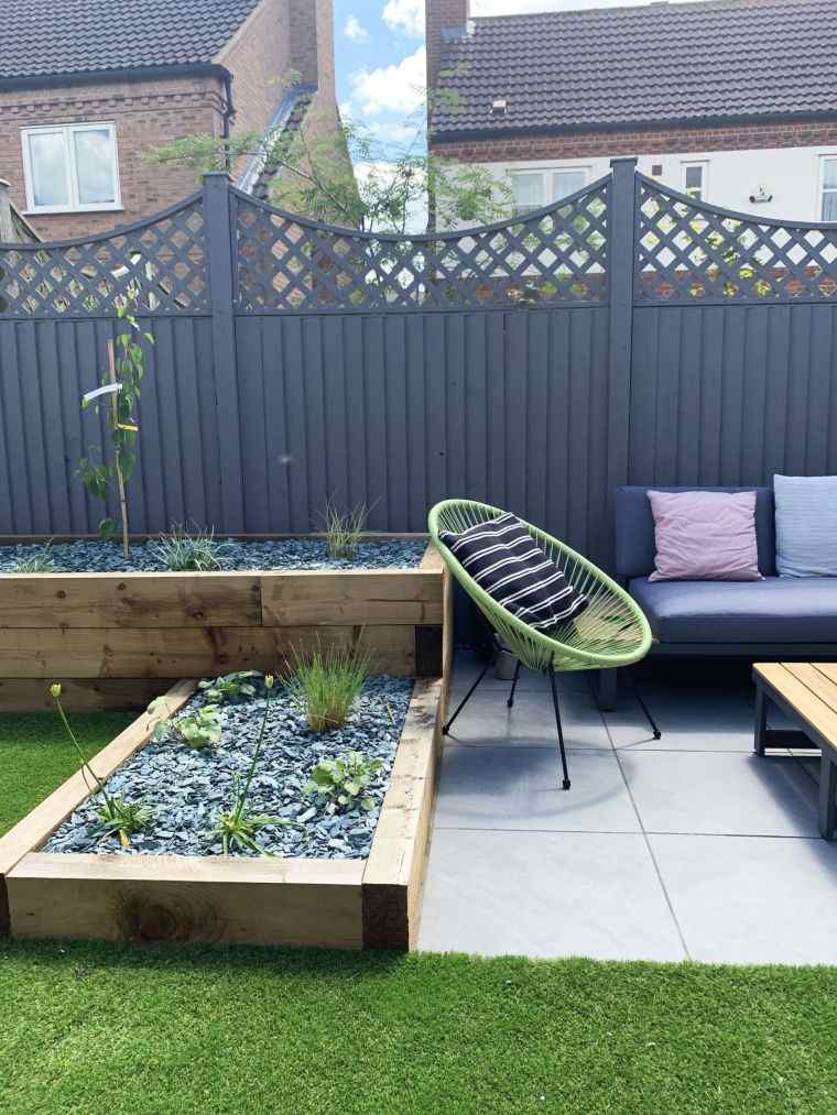 décor petit jardin avec meubles 