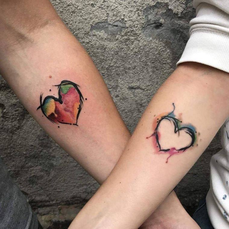 tatouage de couple avec des couers 