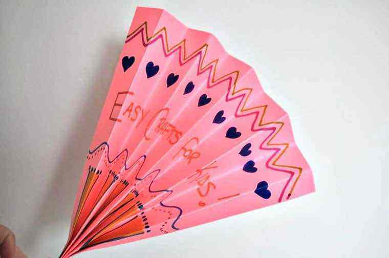 éventail origami facile