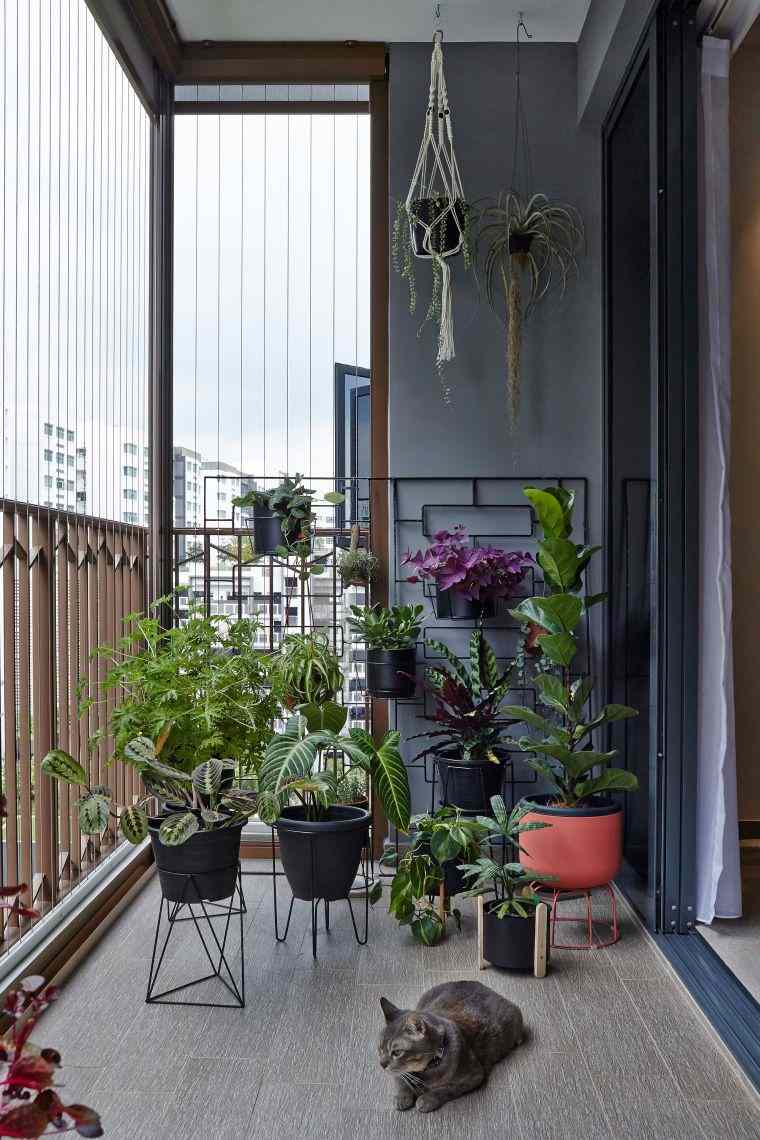 petit balcon moderne avec jardin 