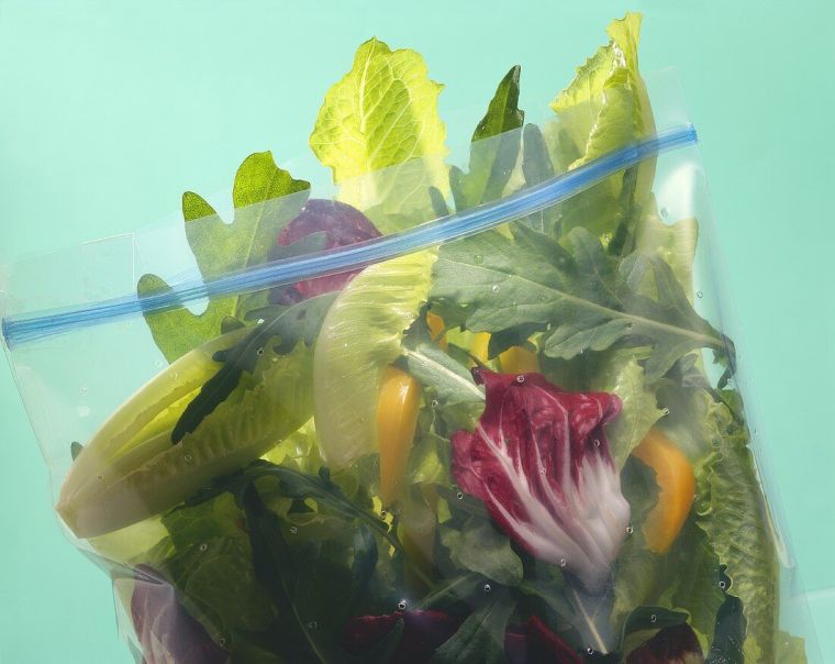 comment-conserver la salade fraiche sac plastique