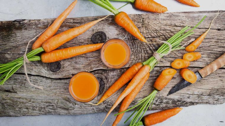 aliments frais automne carottes jus