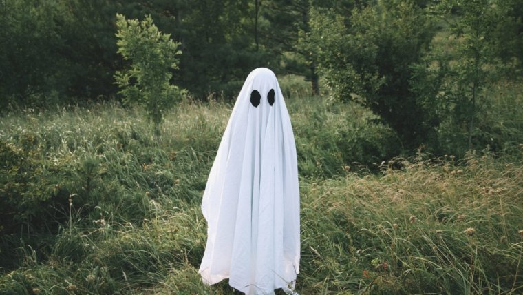 fantome draps blanc halloween