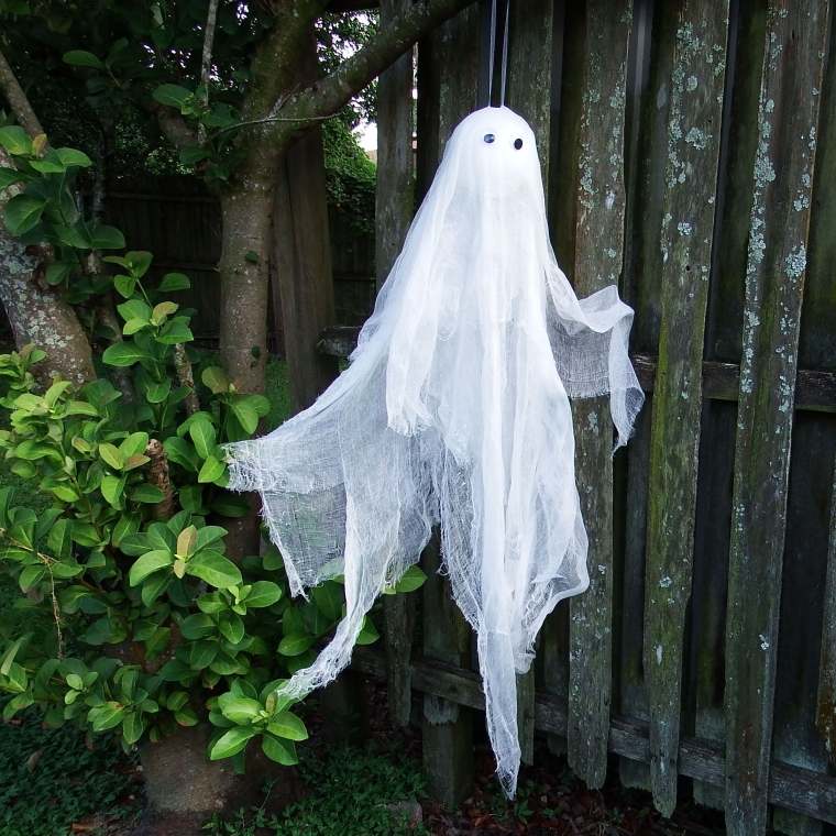 fantome suspendu halloween