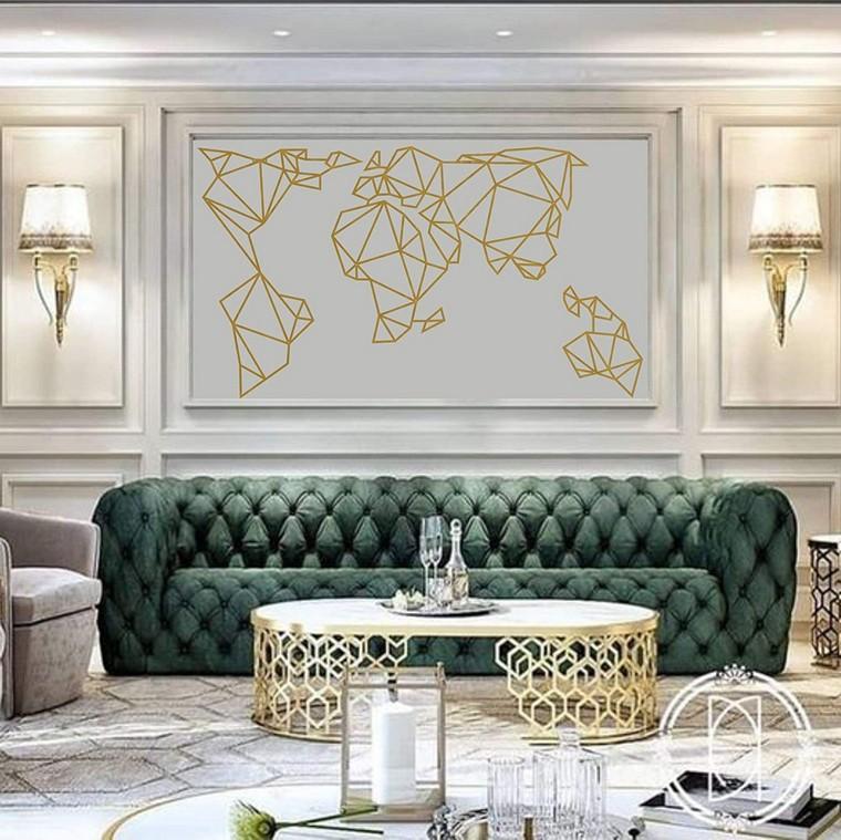salon carte mondiale décoration murale dorée