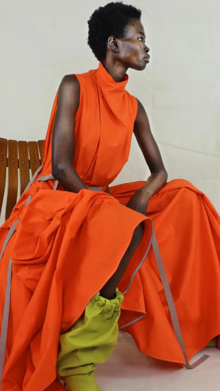 tenue moderne en orange tendance 