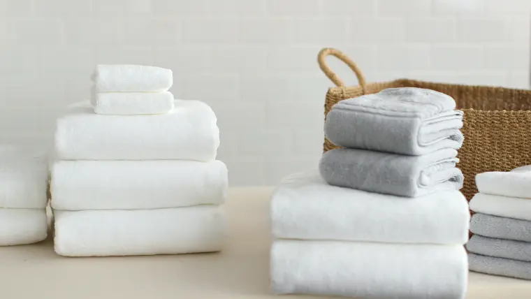 comment laver serviettes bain claires