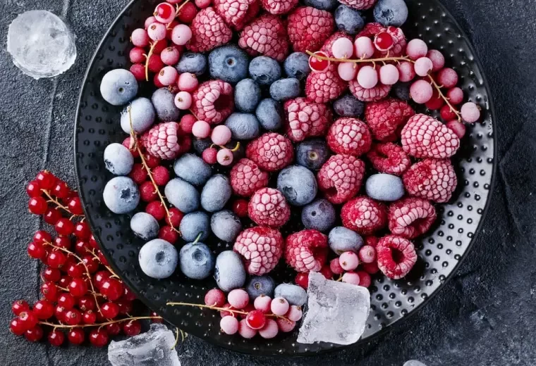 congélation aliments fruits rouges fraises framboises congeler fruits