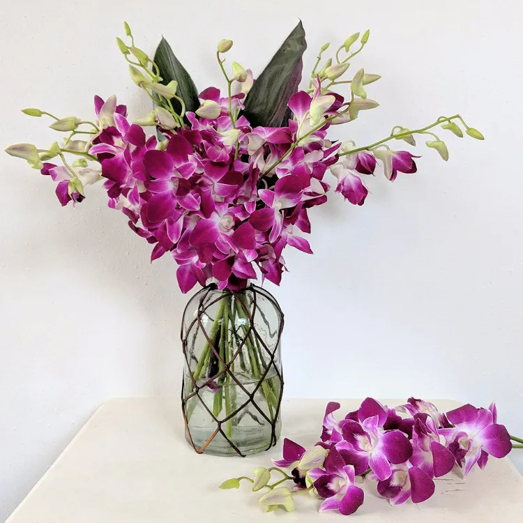 vase orchidées bouquet violet