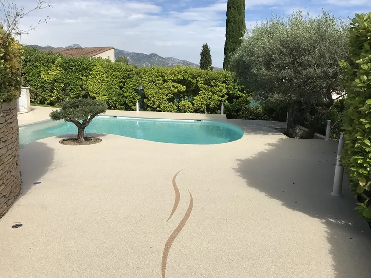granular de marbre terrasse resine piscine