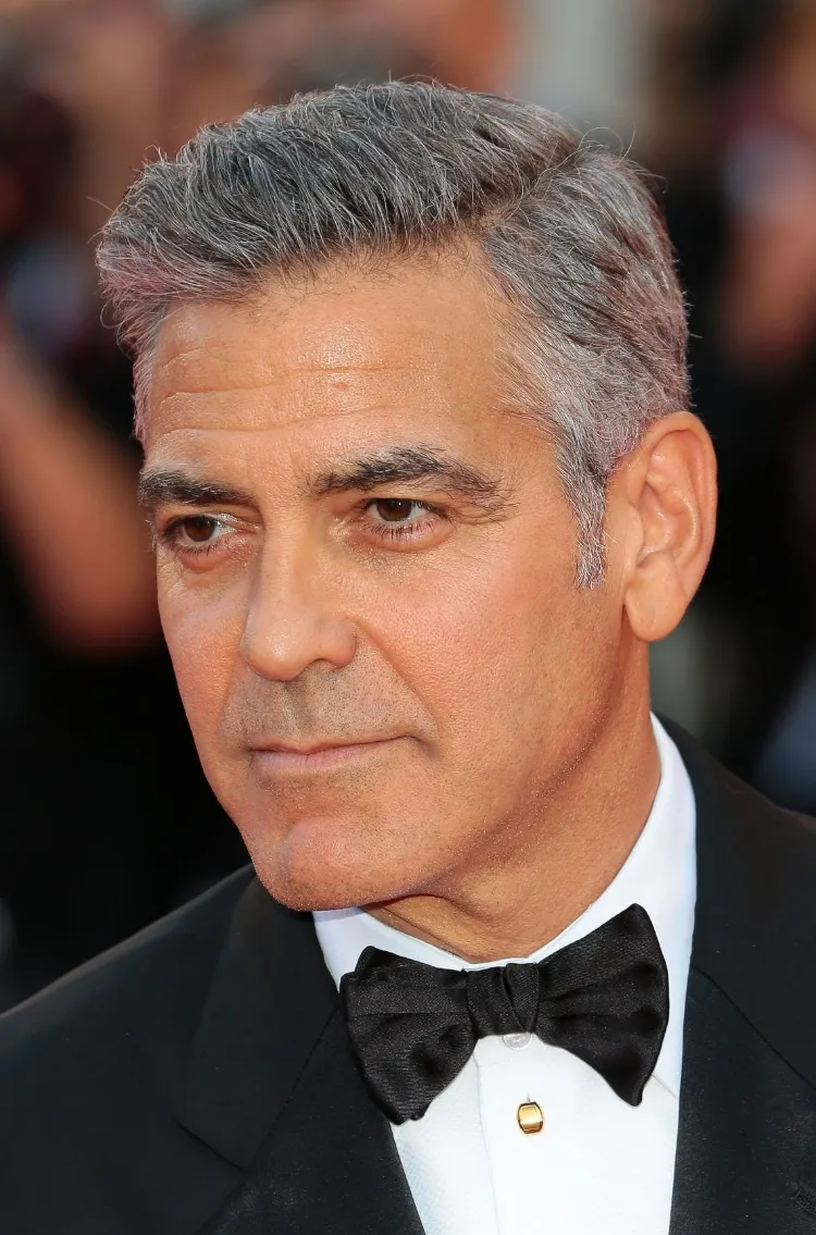 George Clooney gris blanc
