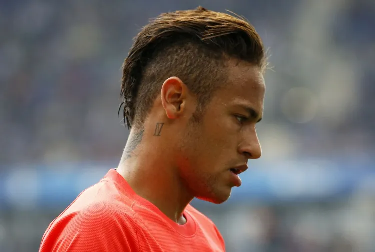 Mohawk coupe courte Neymar