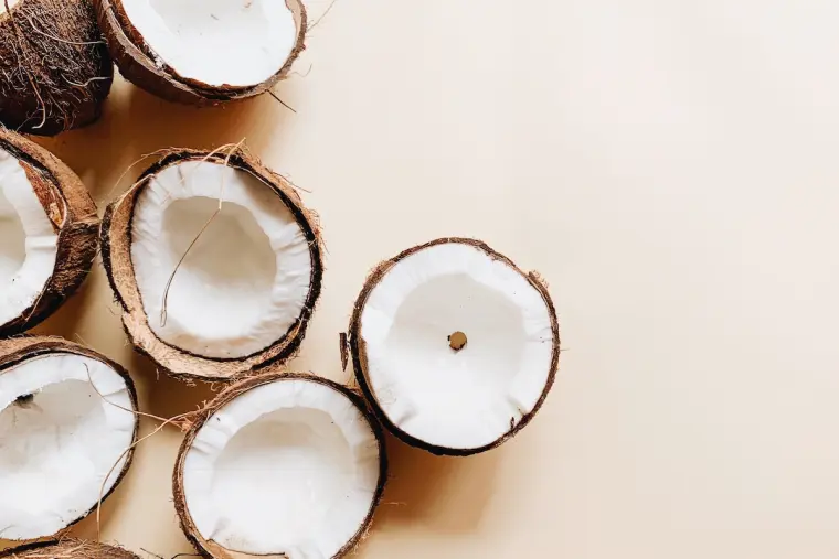anti-cerne naturel recette à l'huile de noix de coco