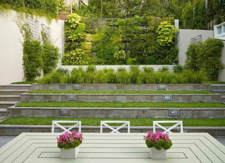 idée déco jardin moderne plantes vertes murs