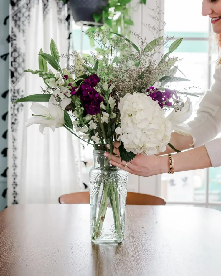 comment conserver les fleurs dans un vase tout savoir