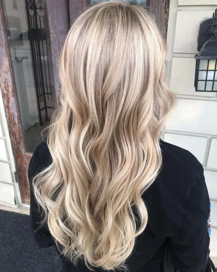 creamy blonde blonde hair balayage 2022