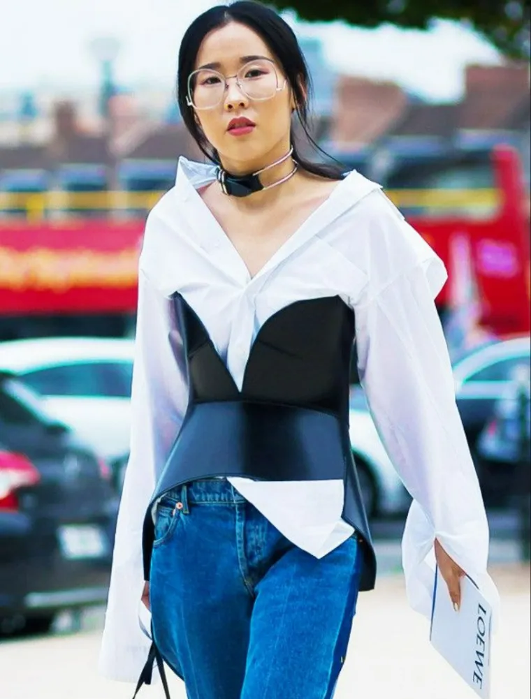 ceinture-corset accessoire tendance 2022