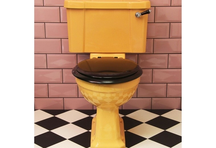 toilette jaune moutarde solution