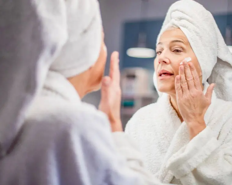 crème pour visage femme 50 ans anti-âge