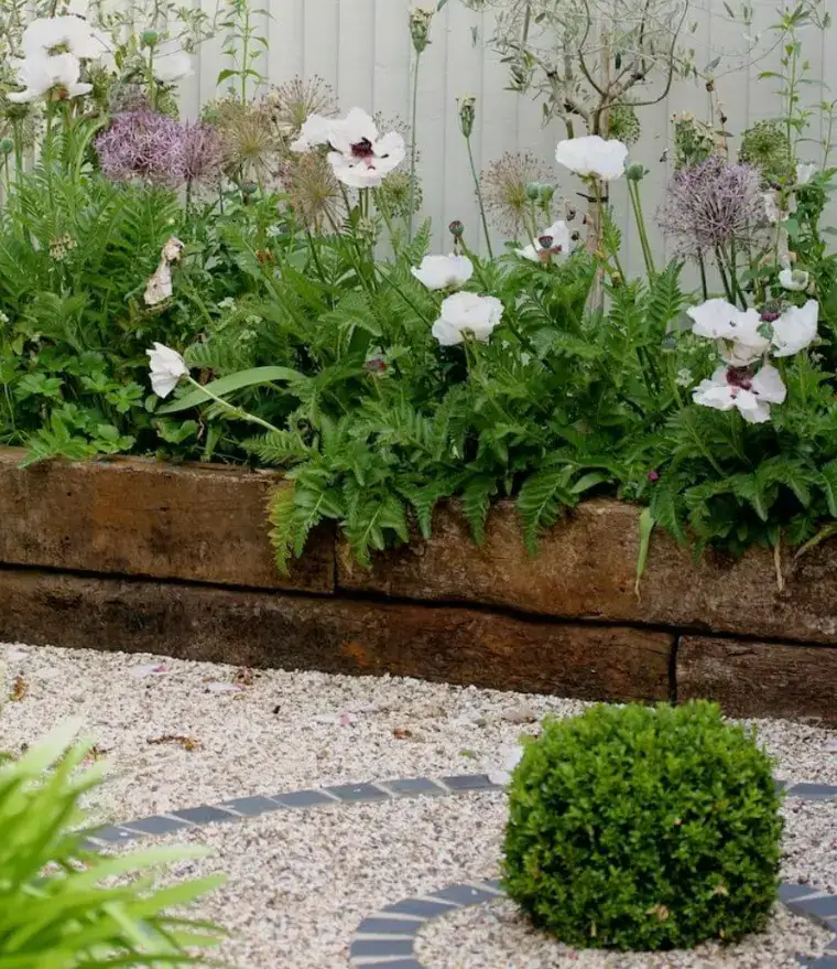 bordure jardin surélevée rustique