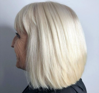 modèles coiffure femme 70 ans carré mi-long