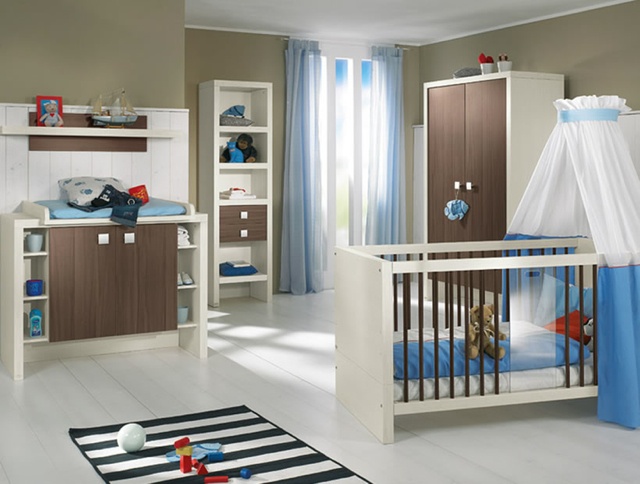 Chambre moderne de bébé