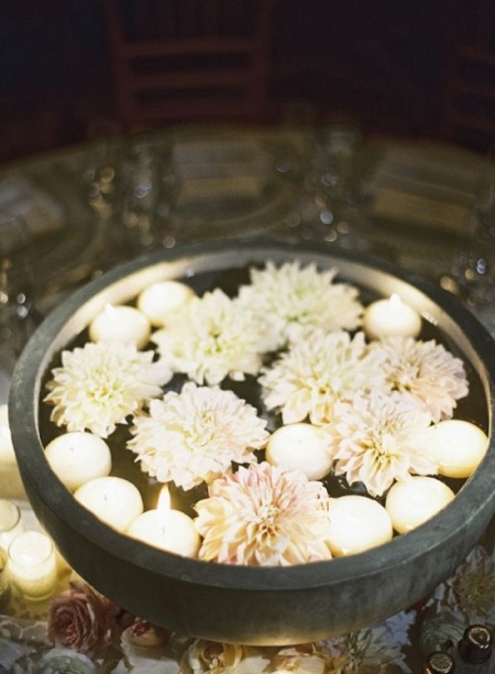 Combinaison bougies fleurs blanches