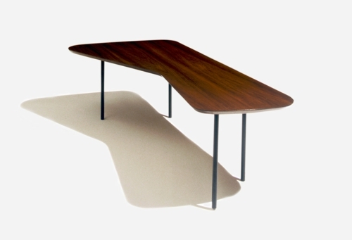 Girard table basse stylisée