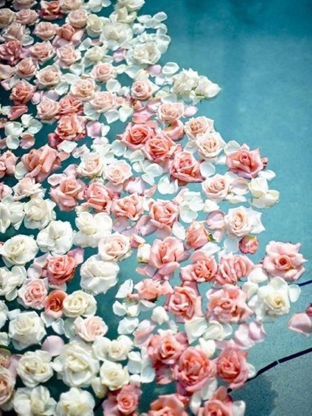 Petites roses fleurs de mariage