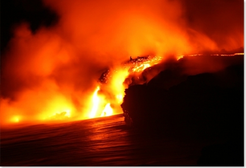 Richard Seaman volcan Kilauea lave déverse mer près hawaï