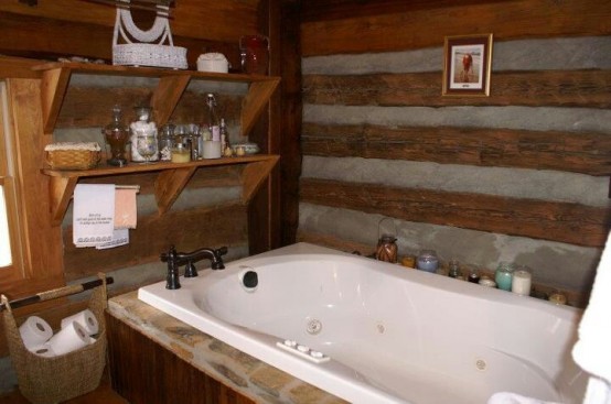 Salle de bain rustique cozy
