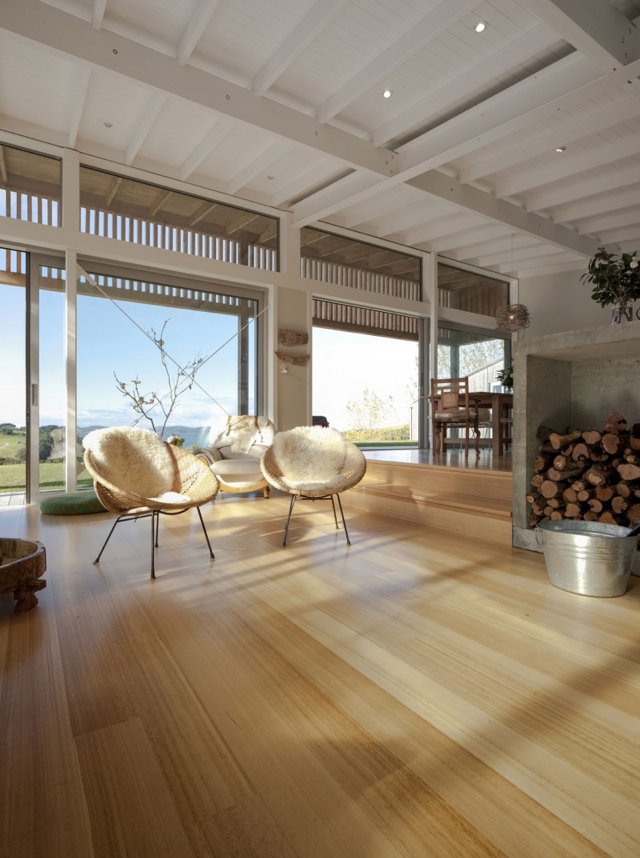 Sol en bois de la maison moderne