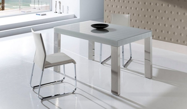 Table blanche design