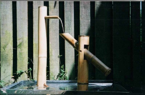 amenagement-eau-jardin-japonais-bambou